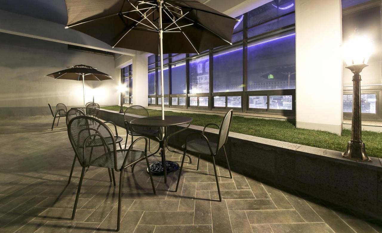 If Business Hotel Чангуон Екстериор снимка